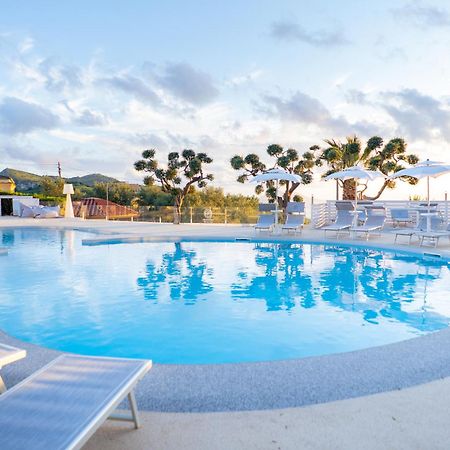 מסה לוברנסה Hotel & Spa Relais Freedom Club מראה חיצוני תמונה