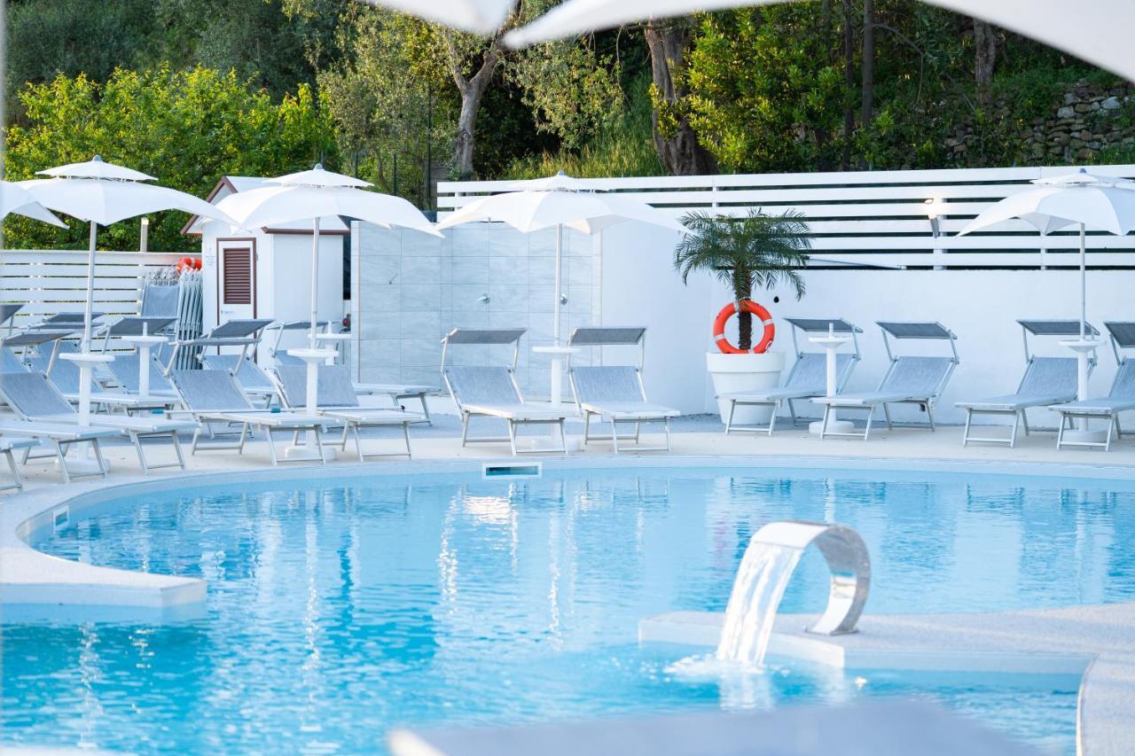 מסה לוברנסה Hotel & Spa Relais Freedom Club מראה חיצוני תמונה