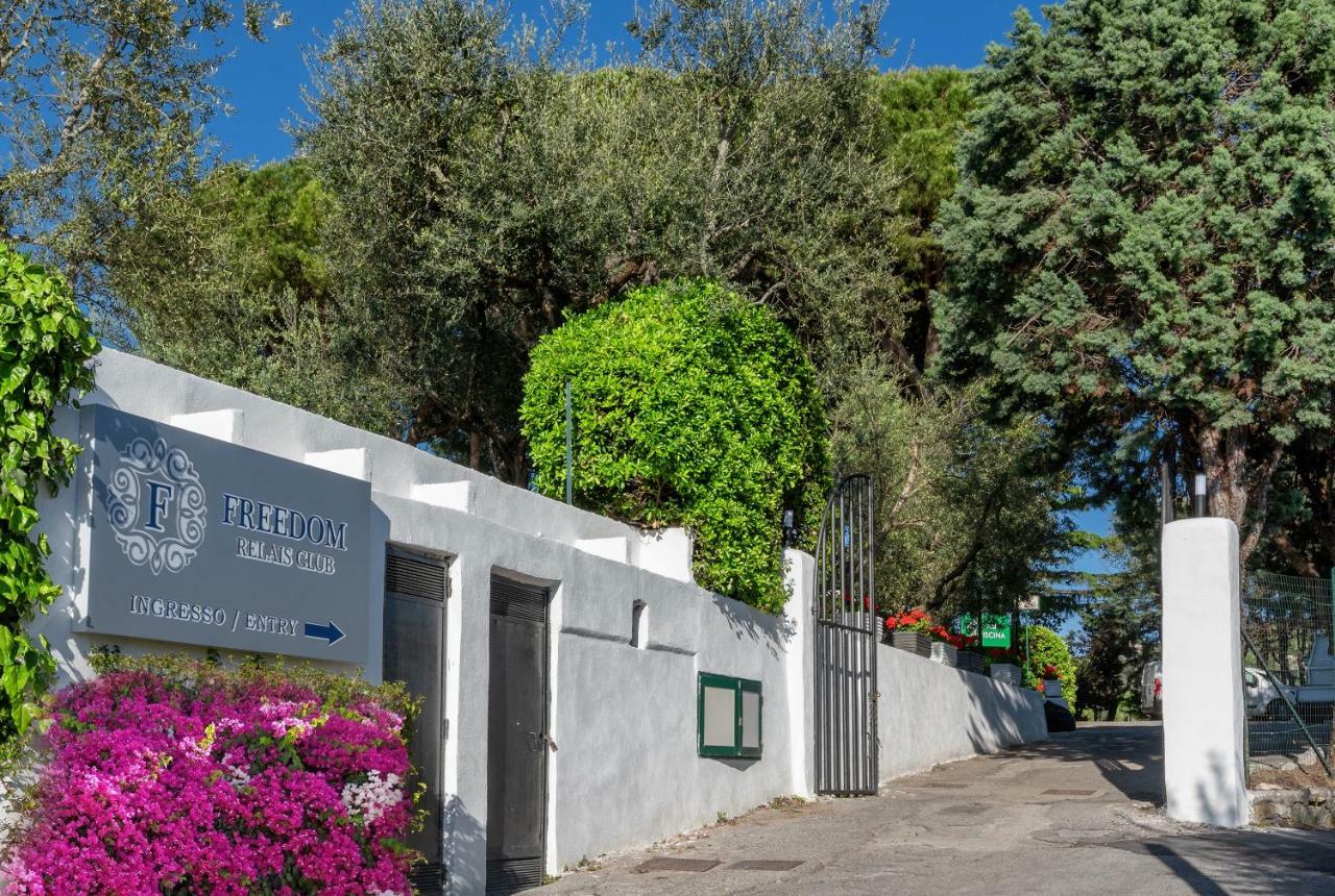 מסה לוברנסה Hotel & Spa Relais Freedom Club מראה חיצוני תמונה